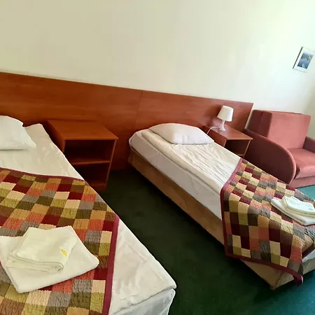 Hotel Vega-3